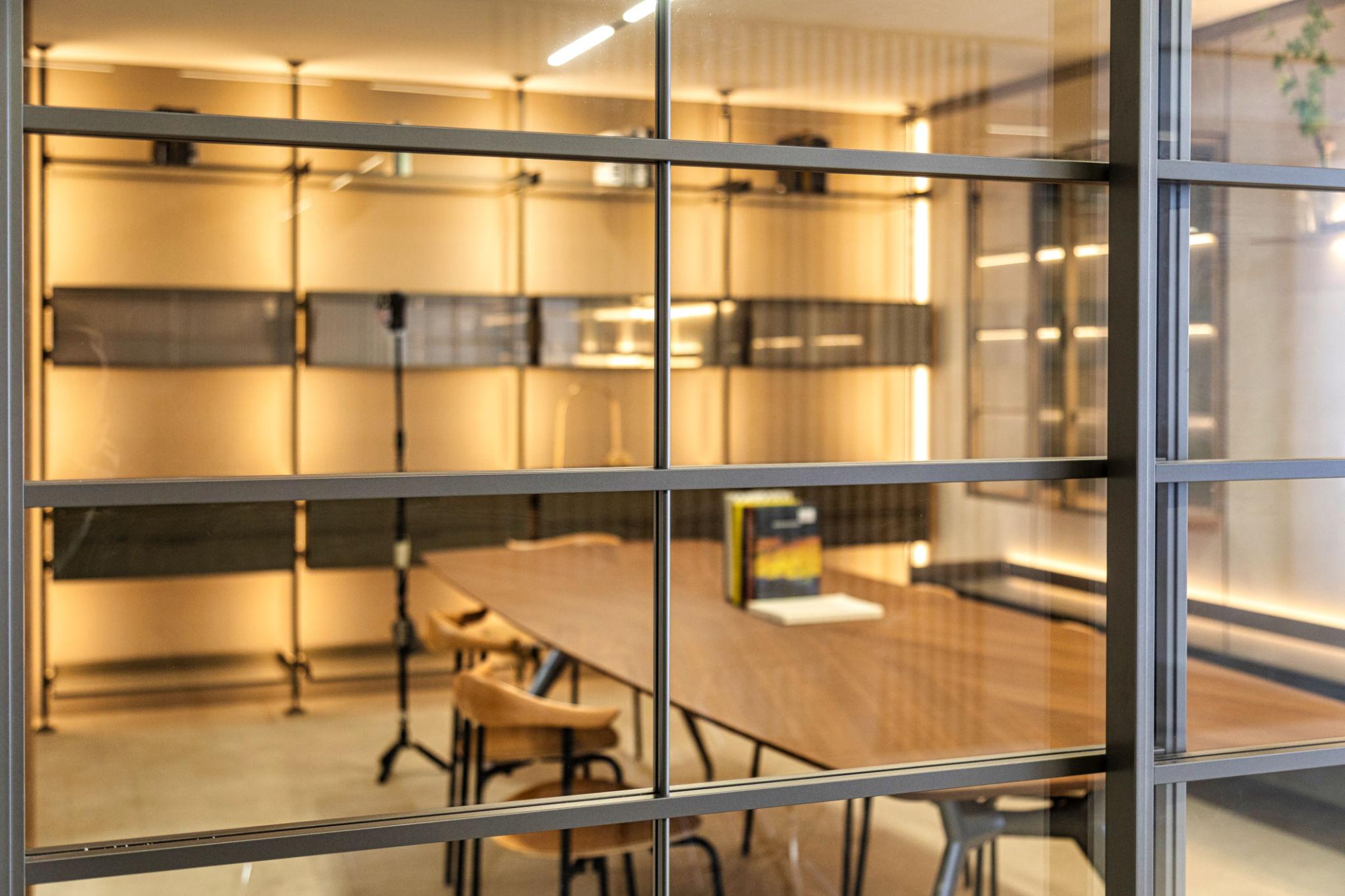 Aluminium Partition - Image 2